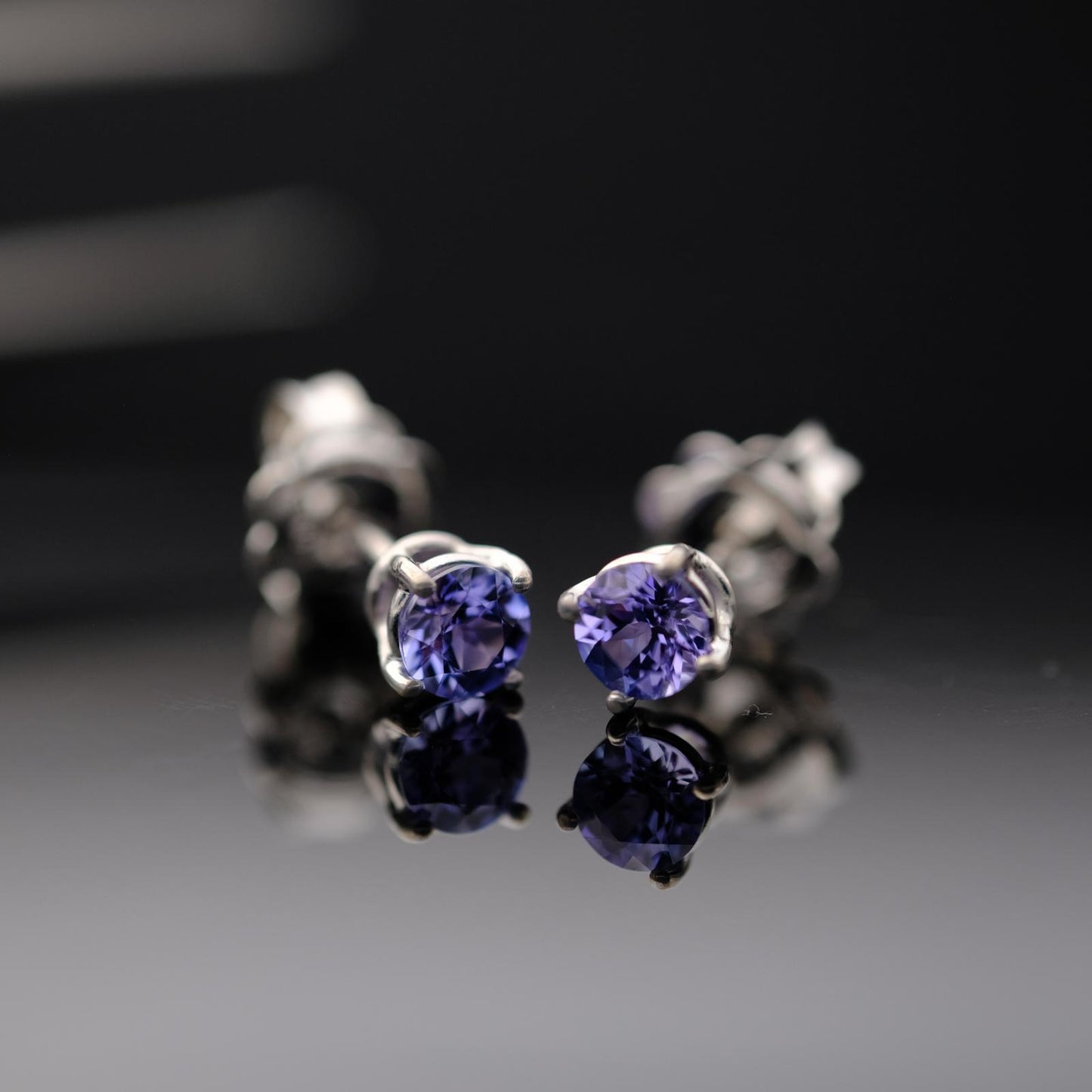 Orecchini tanzanite 0,76